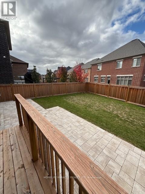 81 Morning Sparrow Drive, Vaughan, Ontario  L4L 3N5 - Photo 19 - N12488816
