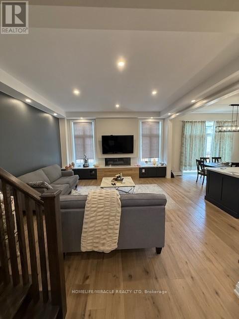 81 Morning Sparrow Drive, Vaughan, Ontario  L4L 3N5 - Photo 8 - N12488816