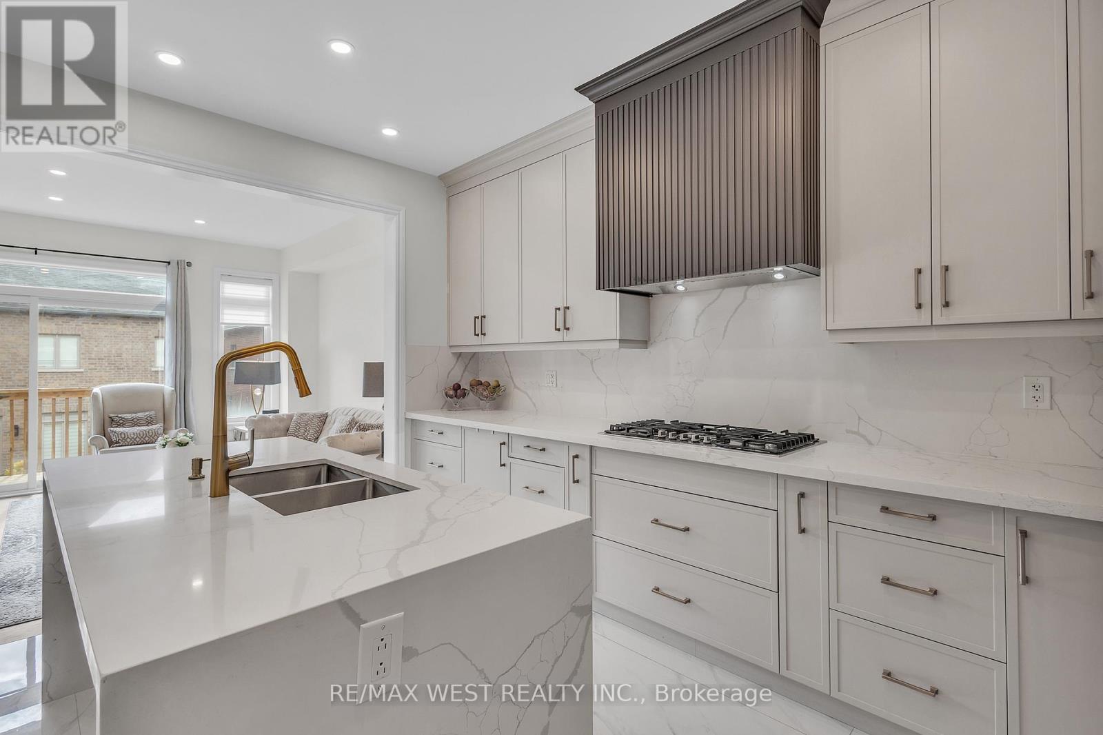 61 Zenith Avenue, Vaughan, Ontario  L4H 4L1 - Photo 17 - N12488892