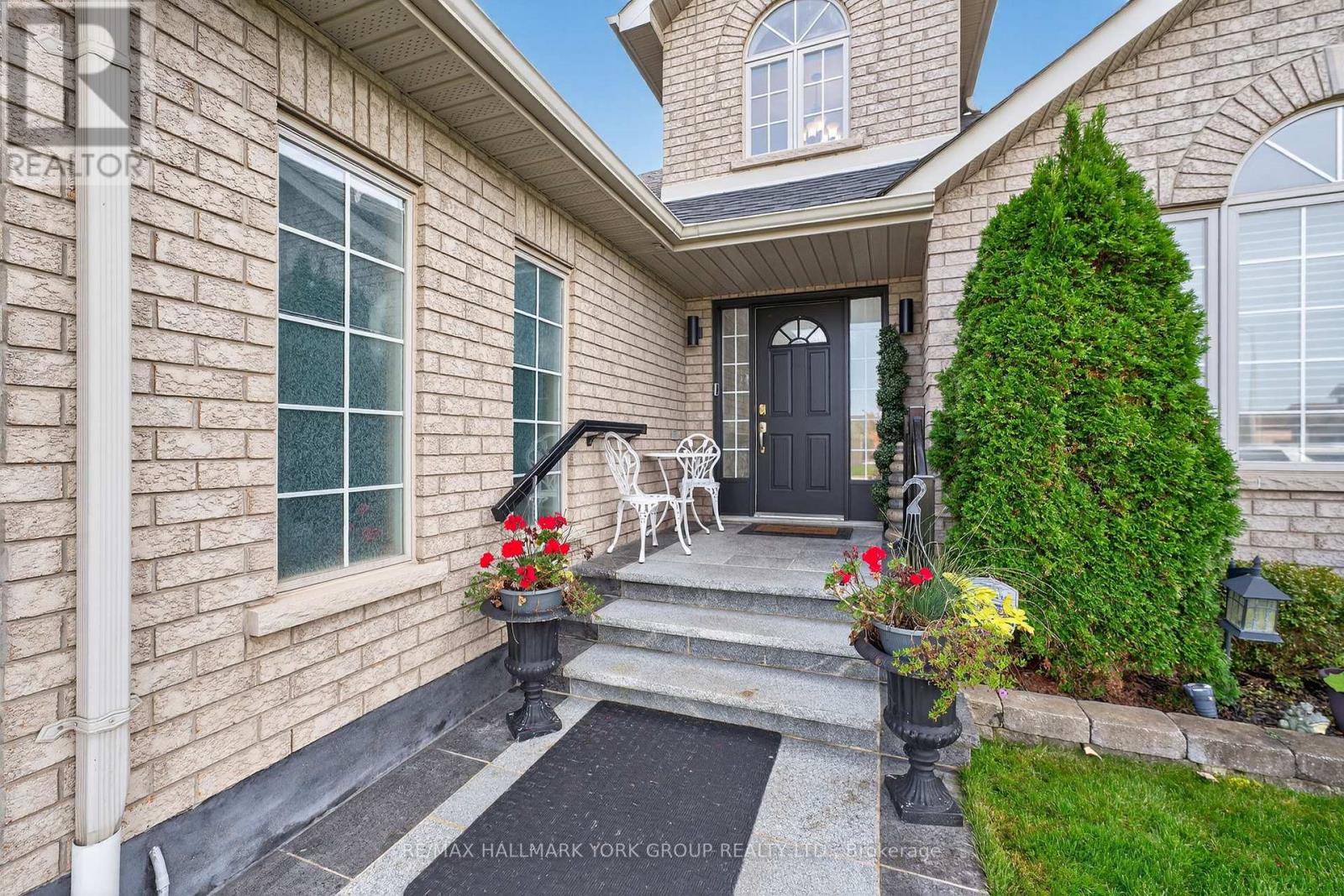 93 Seline Crescent, Barrie, Ontario  L4N 5V7 - Photo 2 - S12487775