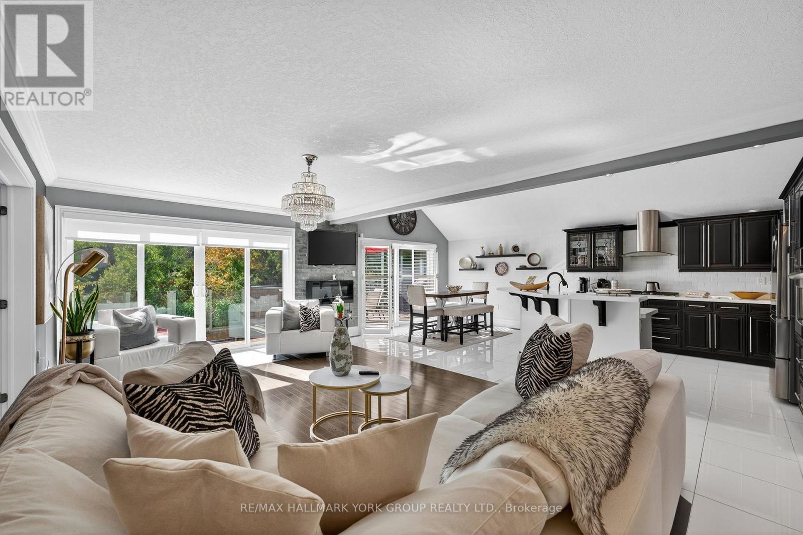 93 Seline Crescent, Barrie, Ontario  L4N 5V7 - Photo 8 - S12487775