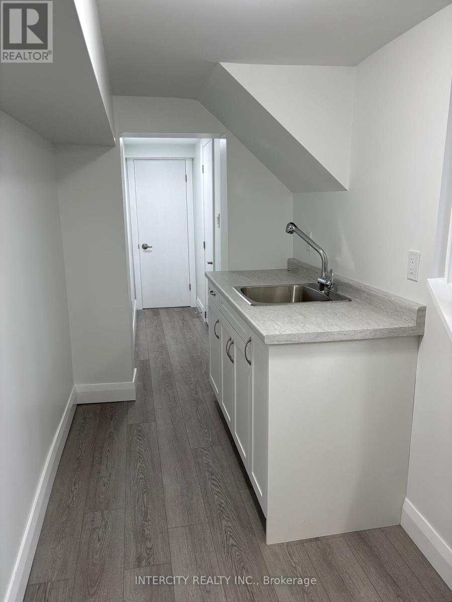 90 Coldwater Road W, Orillia, Ontario  L3V 5L5 - Photo 19 - S12487850