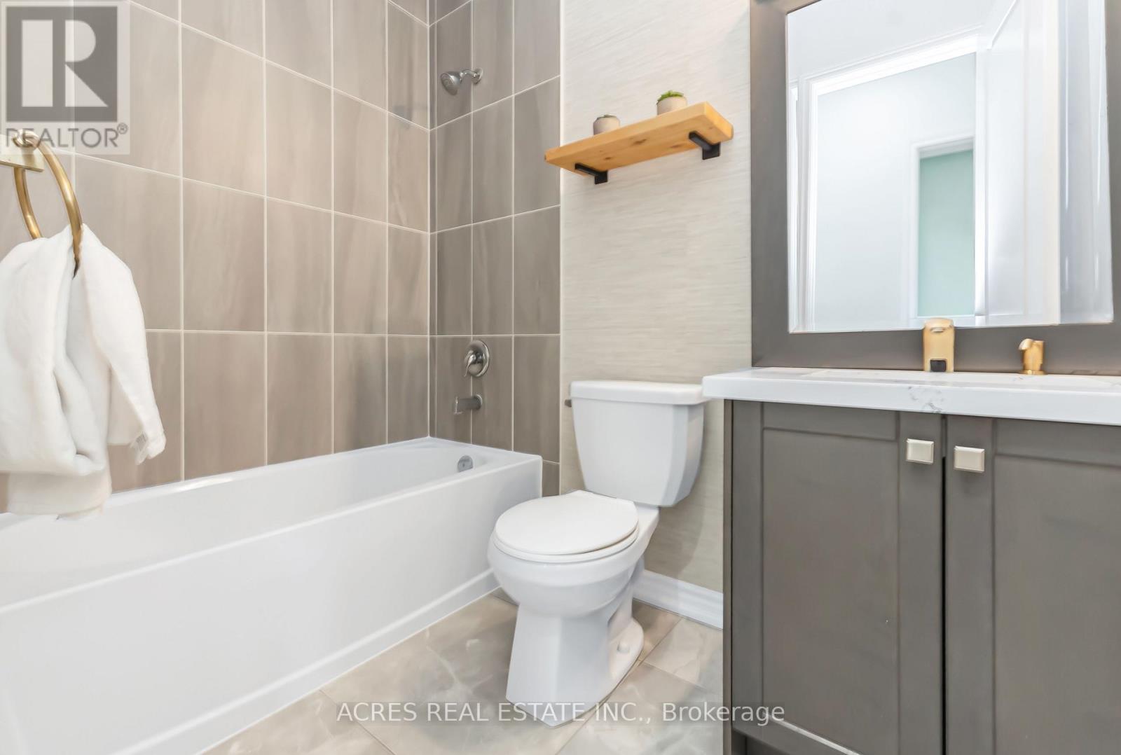 96 Redmond Crescent, Springwater, Ontario  L9X 1Z8 - Photo 13 - S12487962