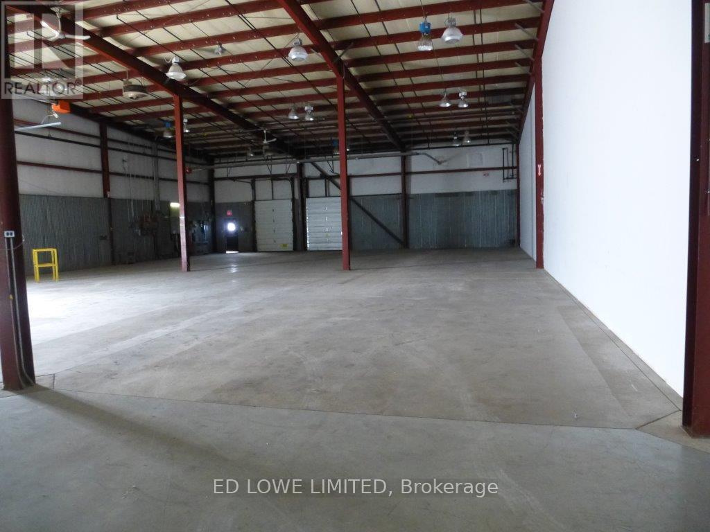 4 Patterson Road, Barrie, Ontario  L4N 5P7 - Photo 5 - S12487974