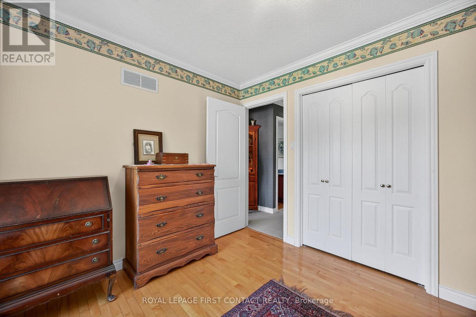 7 Maplecrest Road, Springwater, Ontario  L9X 0P8 - Photo 31 - S12488086