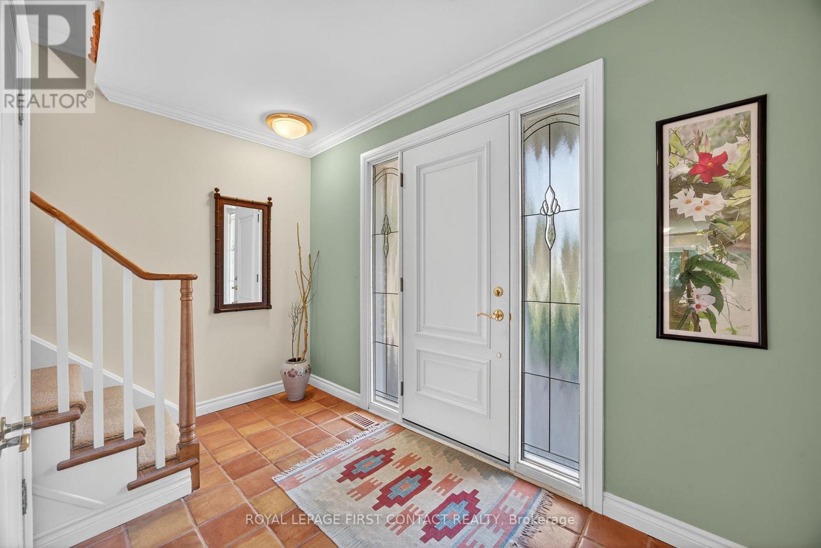 7 Maplecrest Road, Springwater, Ontario  L9X 0P8 - Photo 5 - S12488086