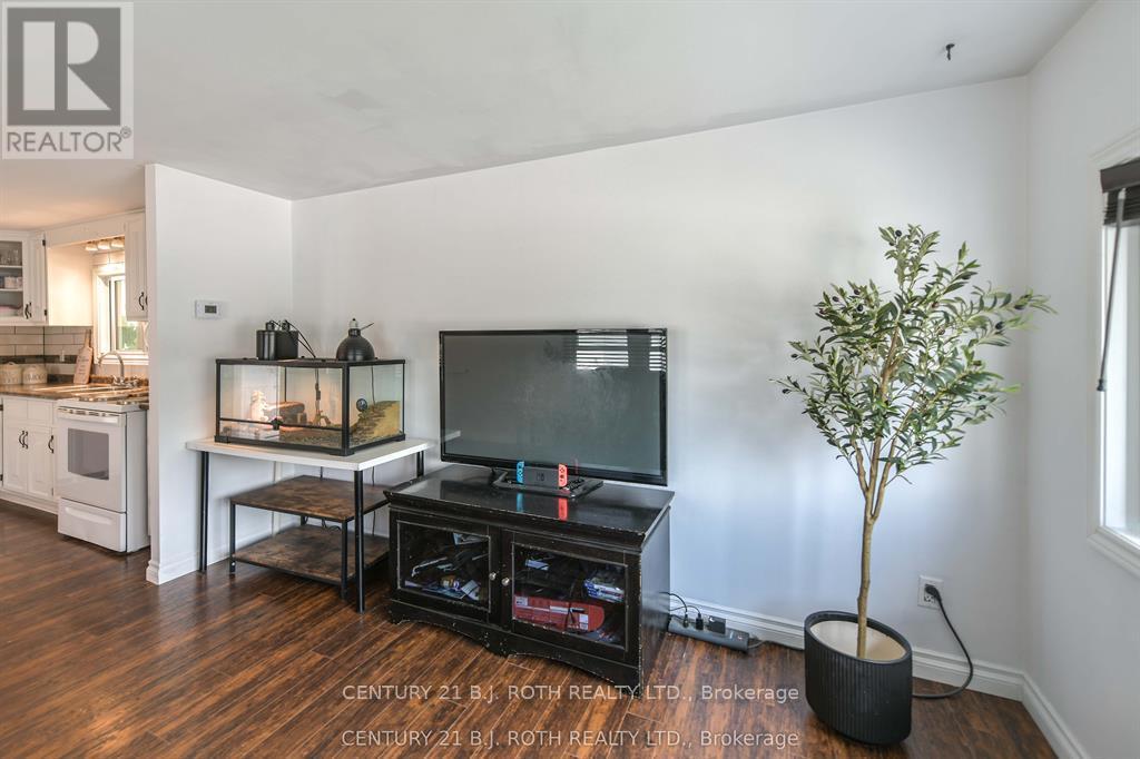 1296 Madison Street, Severn, Ontario  L3V 0V1 - Photo 11 - S12488222