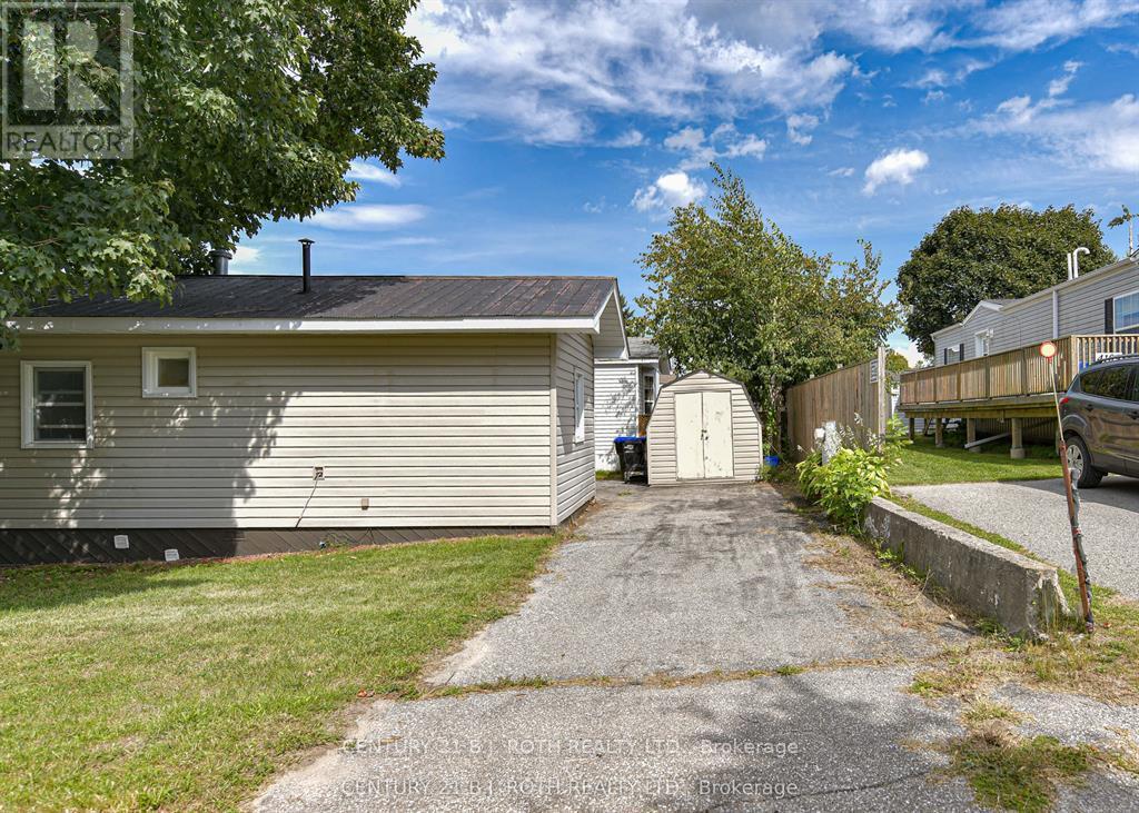 1296 Madison Street, Severn, Ontario  L3V 0V1 - Photo 31 - S12488222