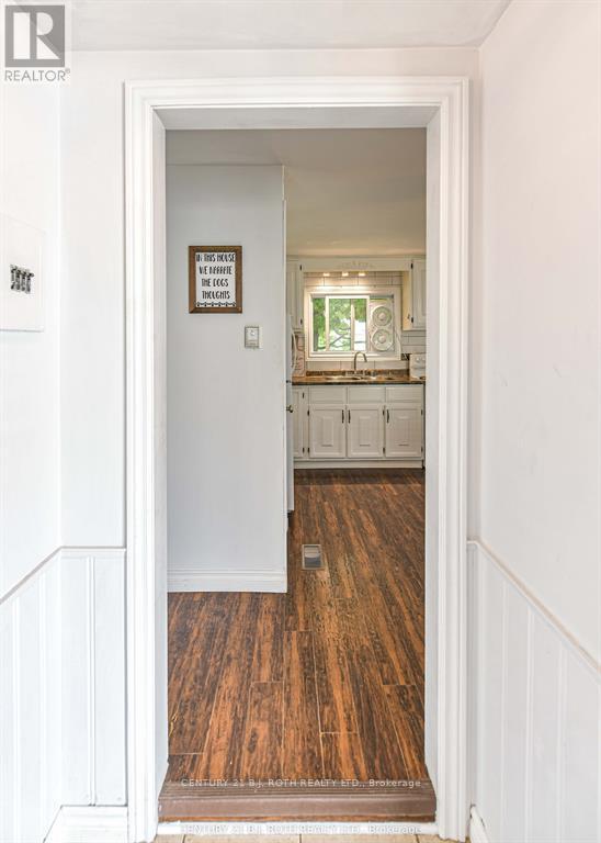 1296 Madison Street, Severn, Ontario  L3V 0V1 - Photo 7 - S12488222