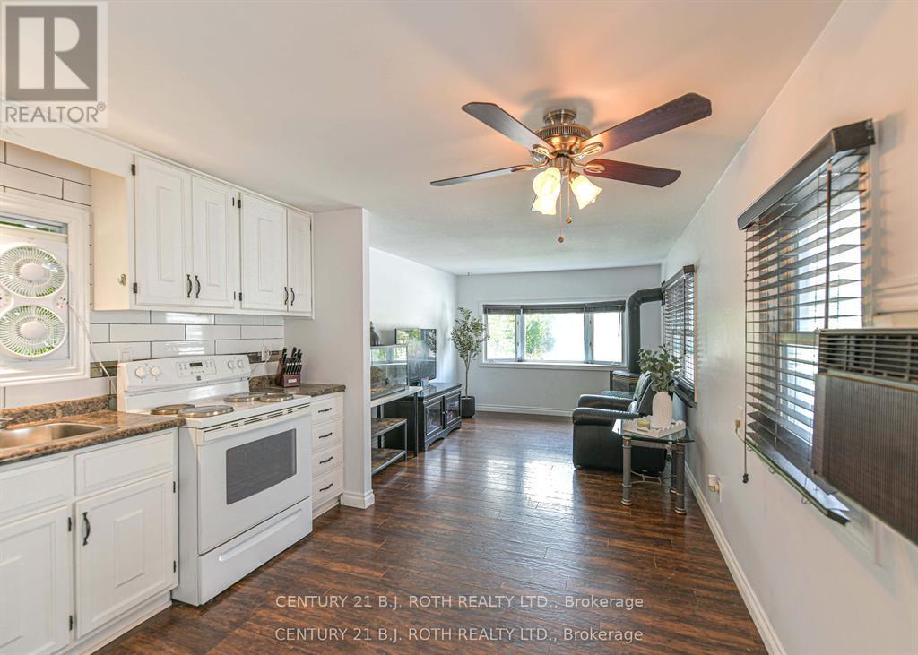 1296 Madison Street, Severn, Ontario  L3V 0V1 - Photo 8 - S12488222