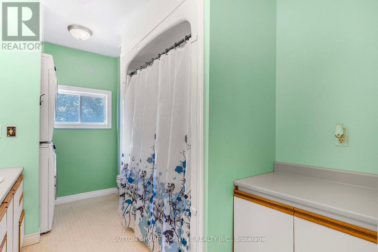 149 Blake Street, Barrie, Ontario  L4M 1K4 - Photo 16 - S12488328