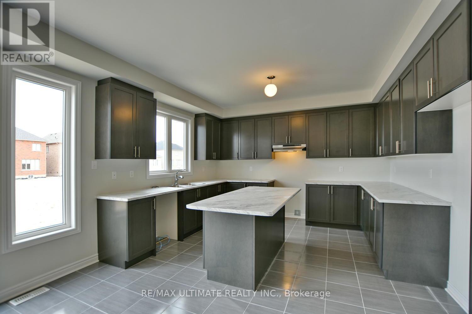 16 Mclean Avenue, Collingwood, Ontario  L9Y 3V2 - Photo 10 - S12488606