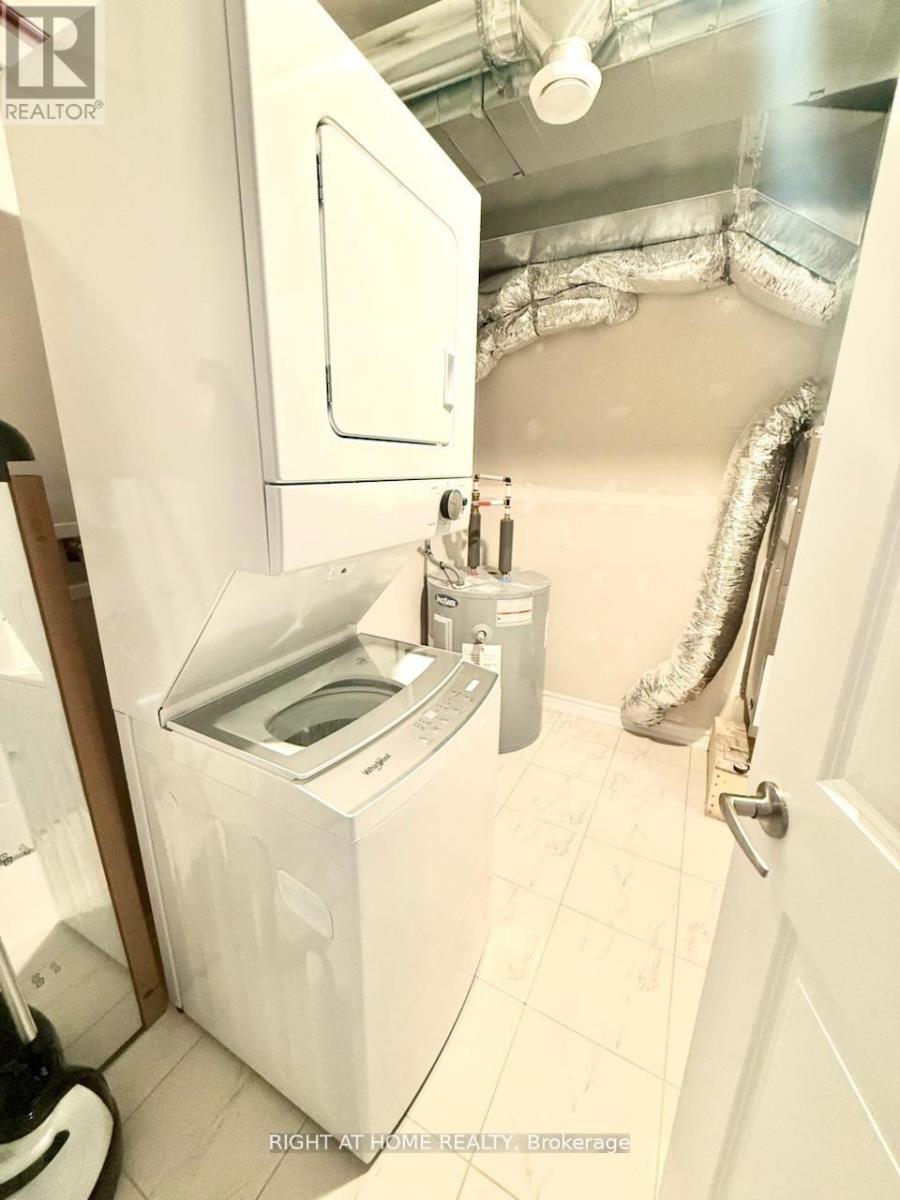 #2 - 31 Pumpkin Corner Crescent, Barrie, Ontario  L9J 0T5 - Photo 18 - S12488628