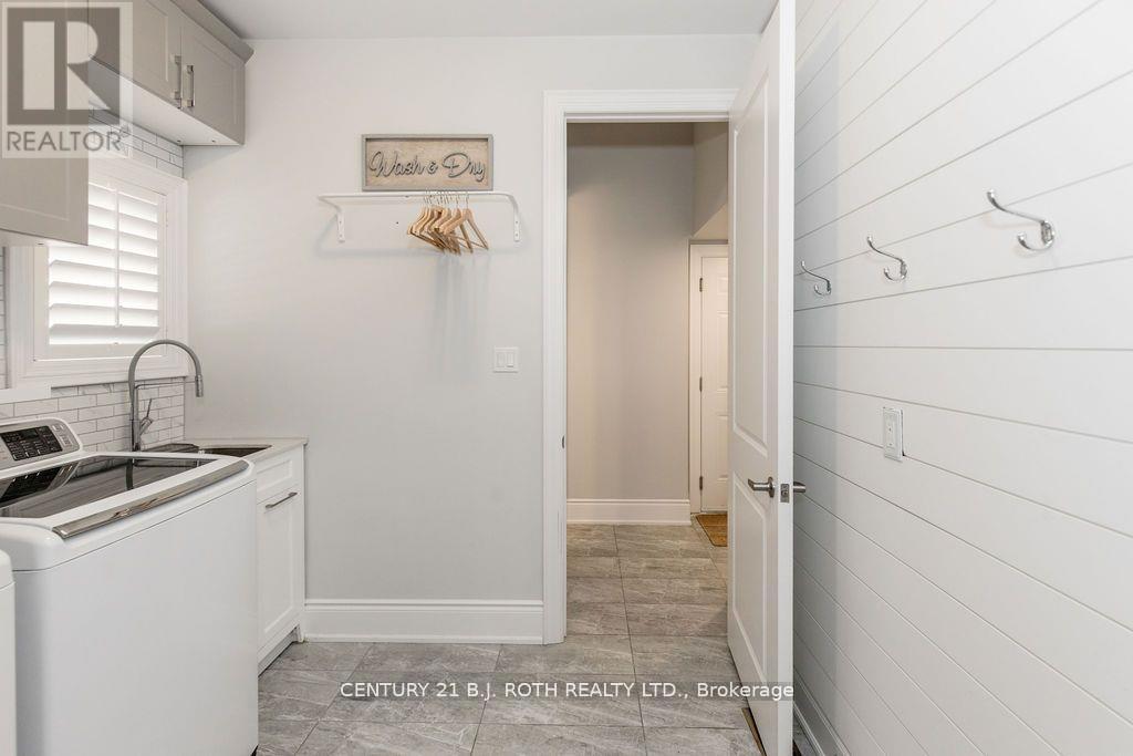 20 Westminster Circle, Barrie (Innis-Shore), Ontario  L4M 0A3 - Photo 21 - S12488890