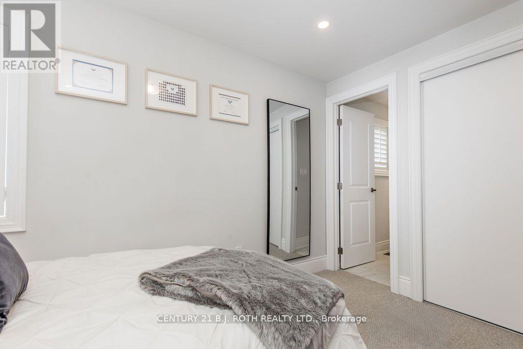 20 Westminster Circle, Barrie (Innis-Shore), Ontario  L4M 0A3 - Photo 34 - S12488890