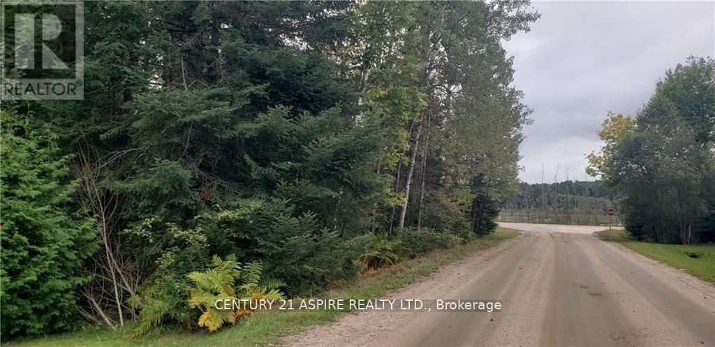 0 Mill Yard Road, Laurentian Hills, Ontario  K0J 1J0 - Photo 2 - X12488976