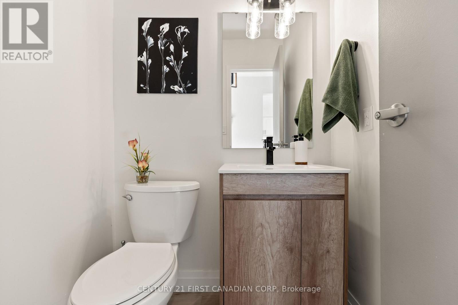 53 - 355 Sandringham Crescent, London South, Ontario  N6C 5K3 - Photo 12 - X12488964