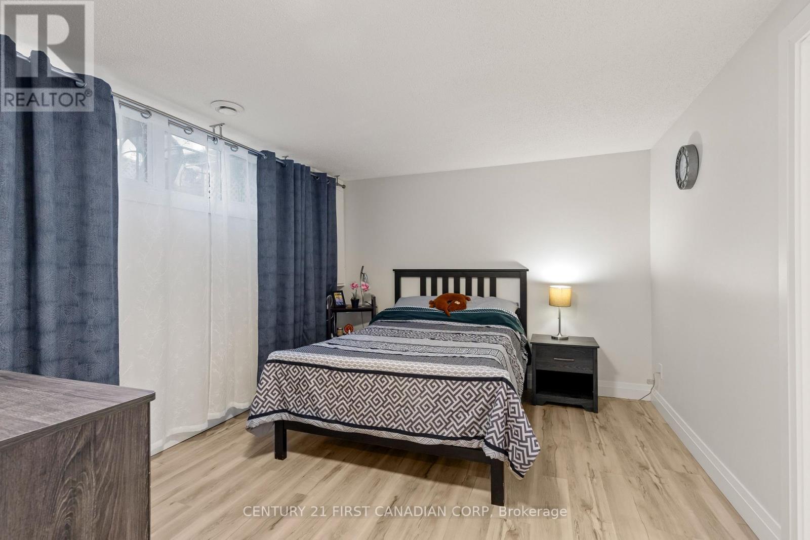 53 - 355 Sandringham Crescent, London South, Ontario  N6C 5K3 - Photo 22 - X12488964