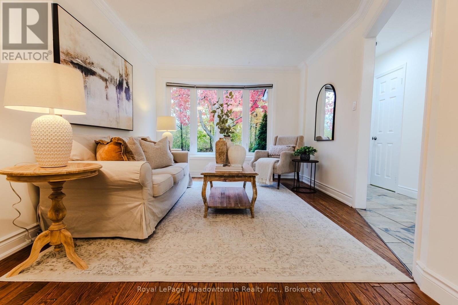 196 Chalmers Street, Oakville, Ontario  L6L 5R9 - Photo 14 - W12488954