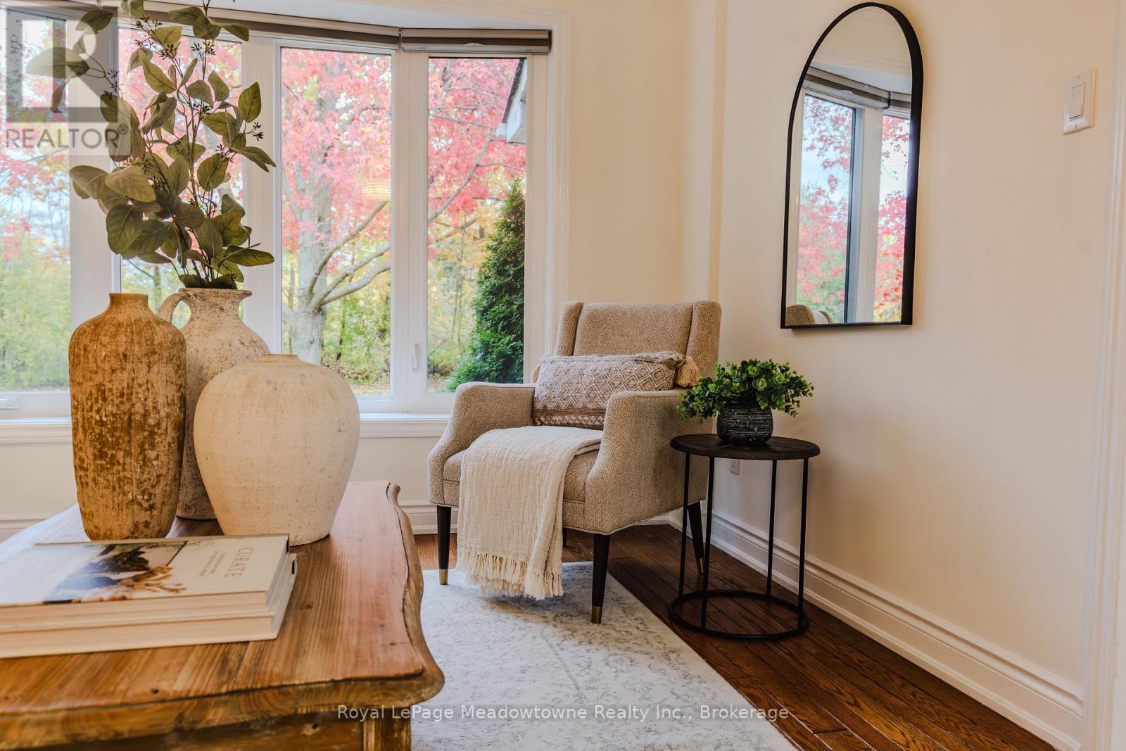 196 Chalmers Street, Oakville, Ontario  L6L 5R9 - Photo 15 - W12488954