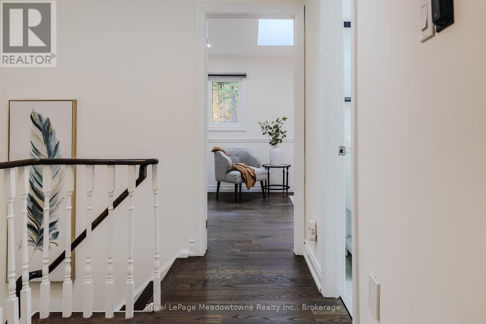 196 Chalmers Street, Oakville, Ontario  L6L 5R9 - Photo 23 - W12488954