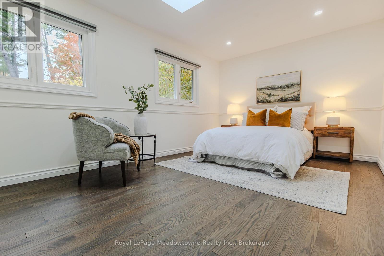 196 Chalmers Street, Oakville, Ontario  L6L 5R9 - Photo 24 - W12488954