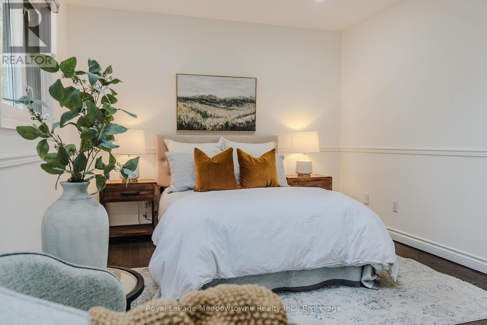 196 Chalmers Street, Oakville, Ontario  L6L 5R9 - Photo 26 - W12488954