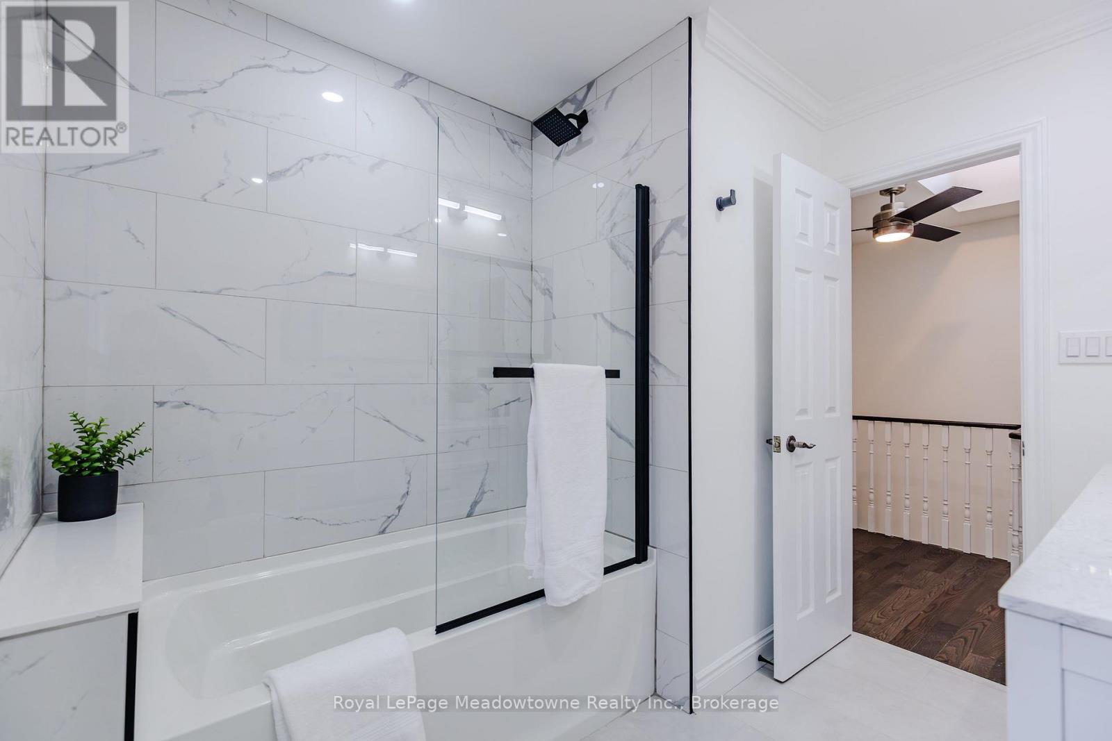 196 Chalmers Street, Oakville, Ontario  L6L 5R9 - Photo 28 - W12488954