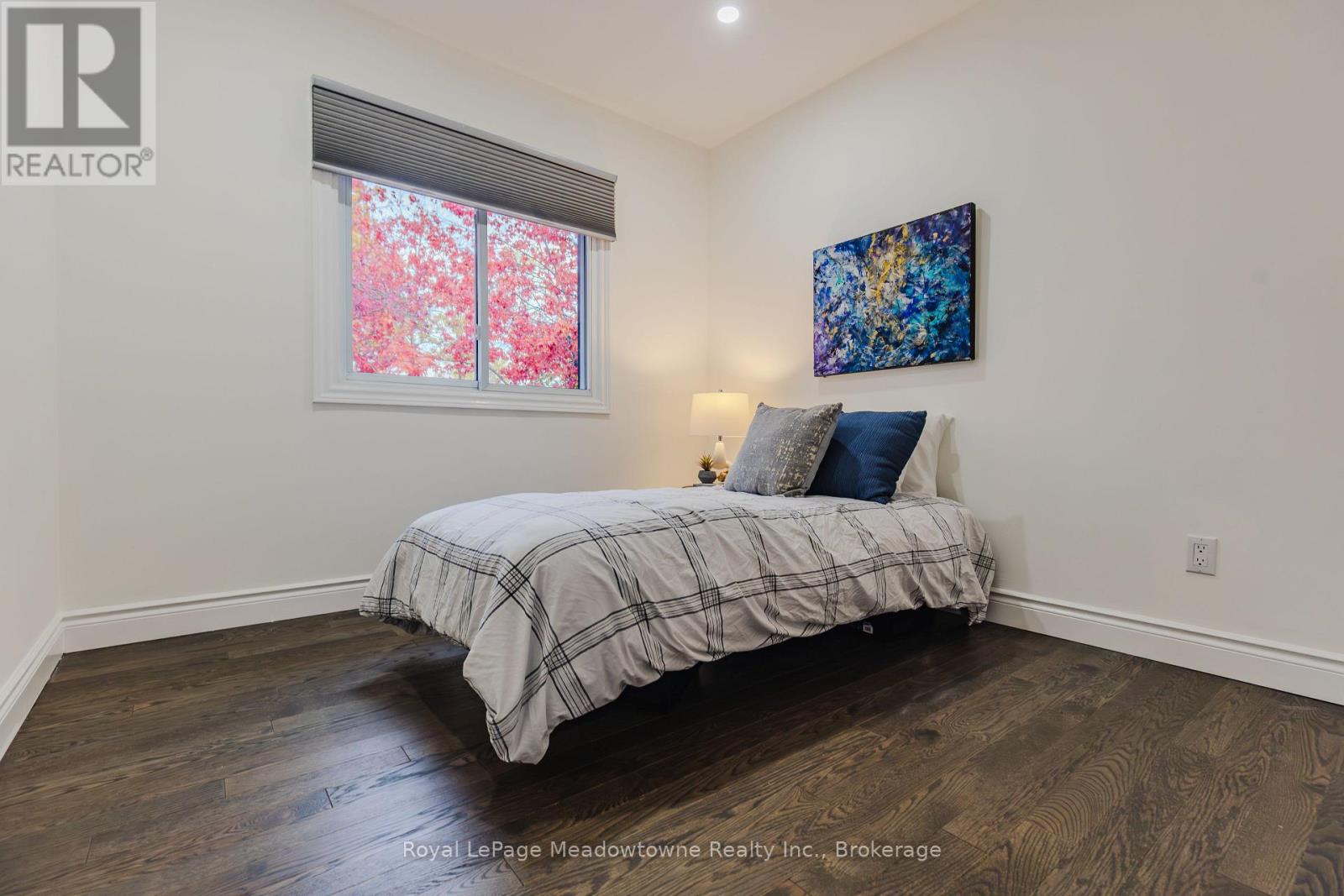 196 Chalmers Street, Oakville, Ontario  L6L 5R9 - Photo 33 - W12488954