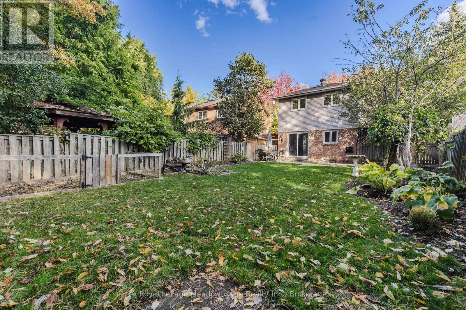 196 Chalmers Street, Oakville, Ontario  L6L 5R9 - Photo 7 - W12488954