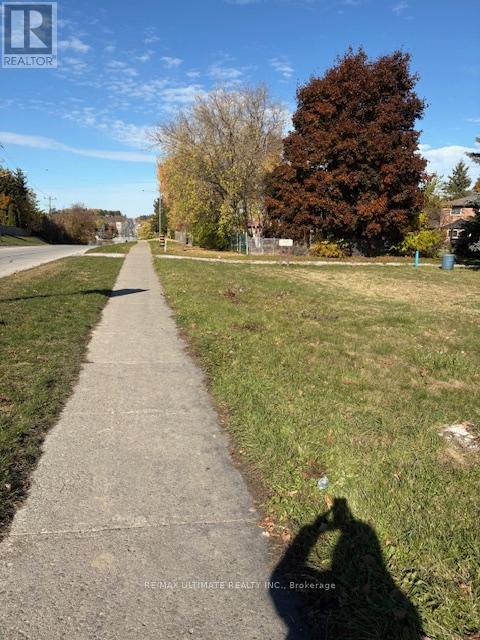 281 Barrie Street, Bradford West Gwillimbury (Bradford), Ontario  L3Z 2Z7 - Photo 6 - N12485426