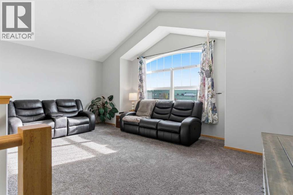 314 River Heights Drive, Cochrane, Alberta  T4C 0H9 - Photo 18 - A2266972