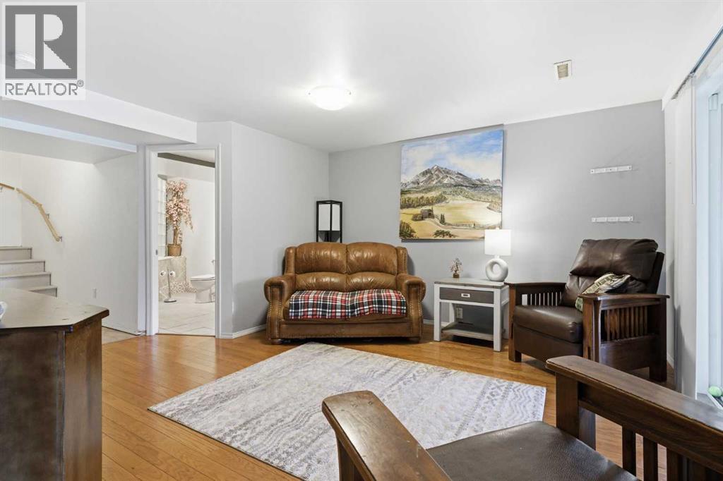 314 River Heights Drive, Cochrane, Alberta  T4C 0H9 - Photo 32 - A2266972