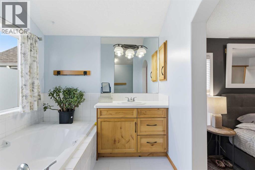 314 River Heights Drive, Cochrane, Alberta  T4C 0H9 - Photo 25 - A2266972