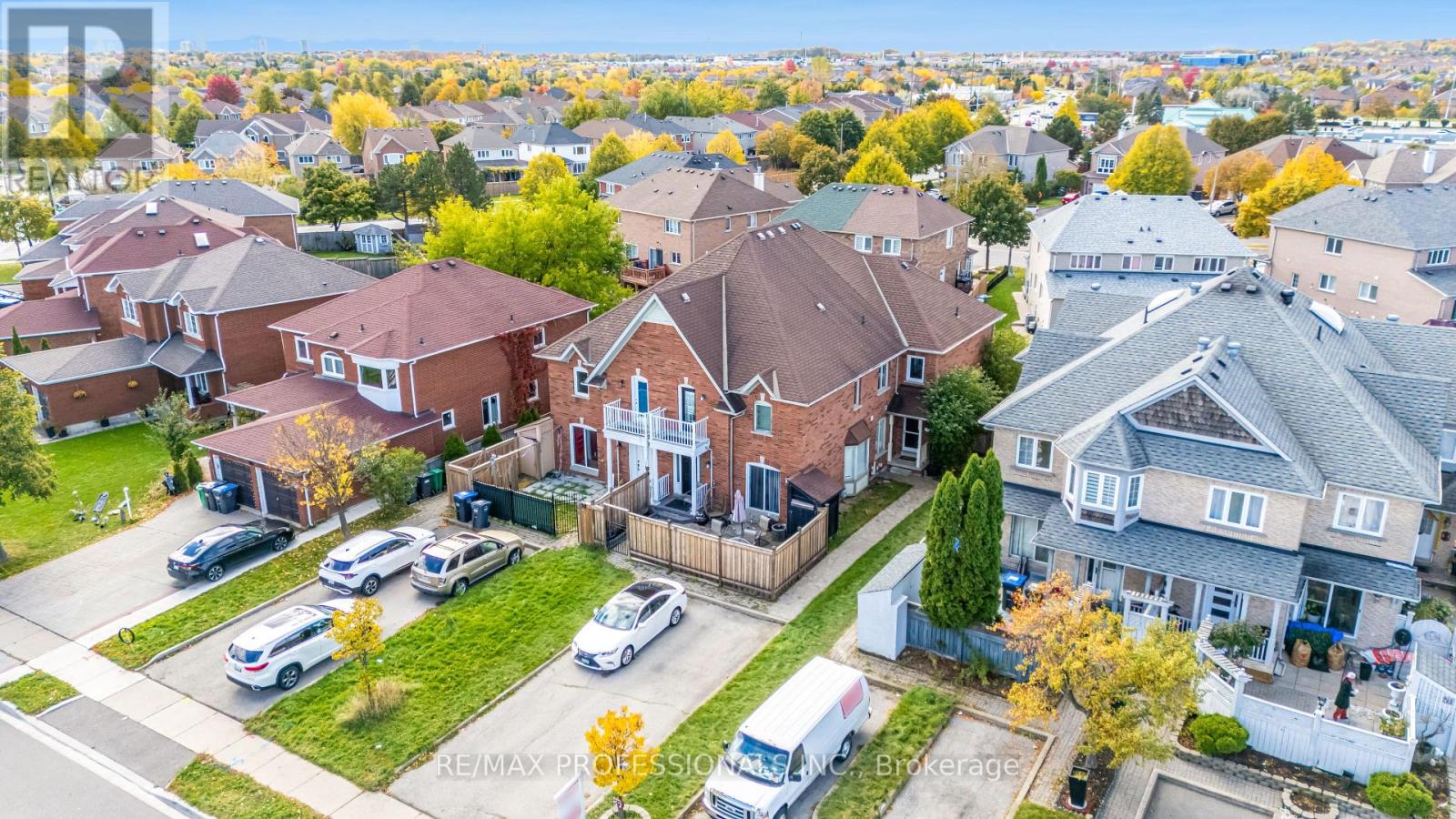 65 Hickorybush Avenue, Brampton, Ontario  L6R 1C8 - Photo 48 - W12487773