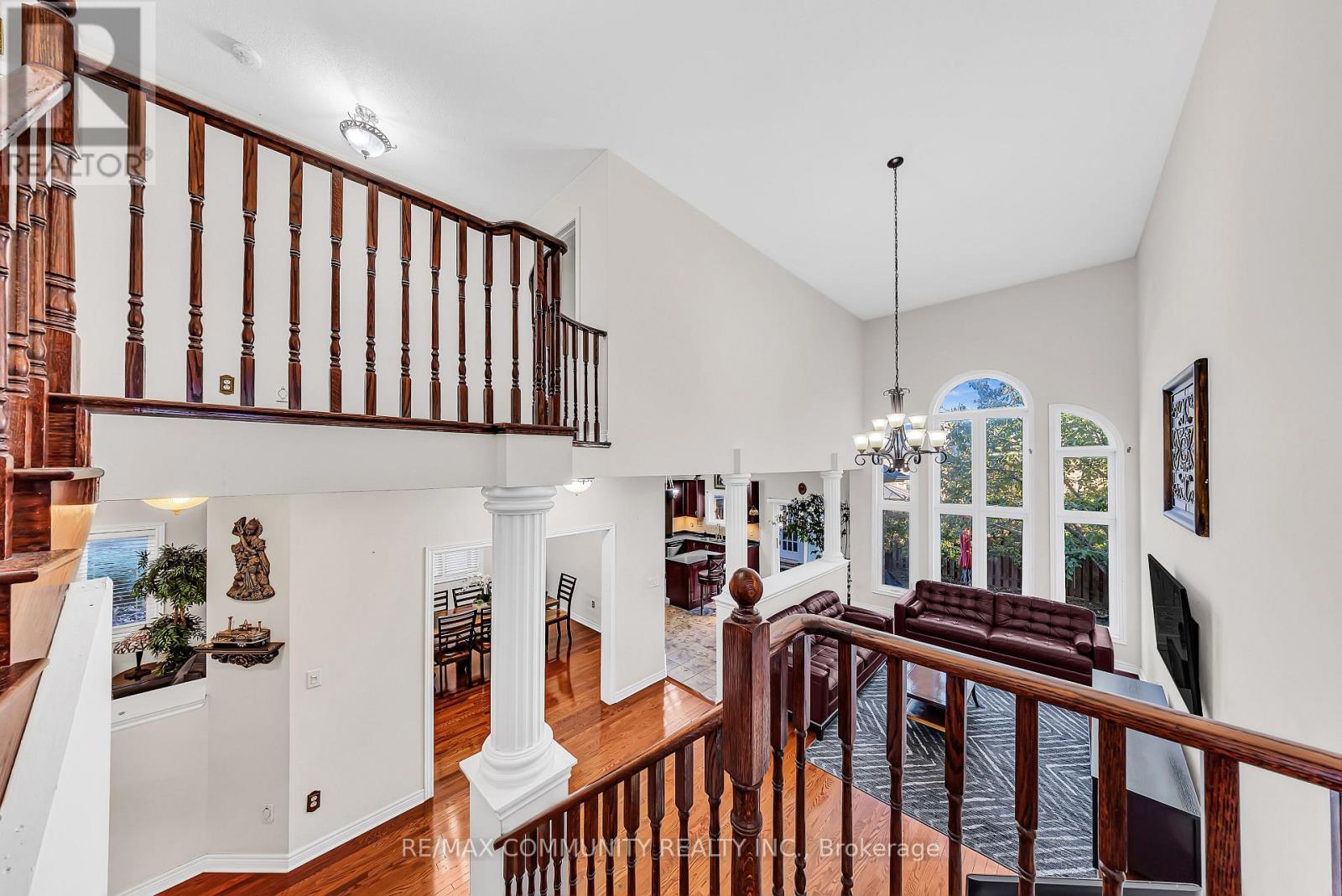 37 Denim Drive, Brampton, Ontario L6P 2R3 - Photo 1 - W12487780