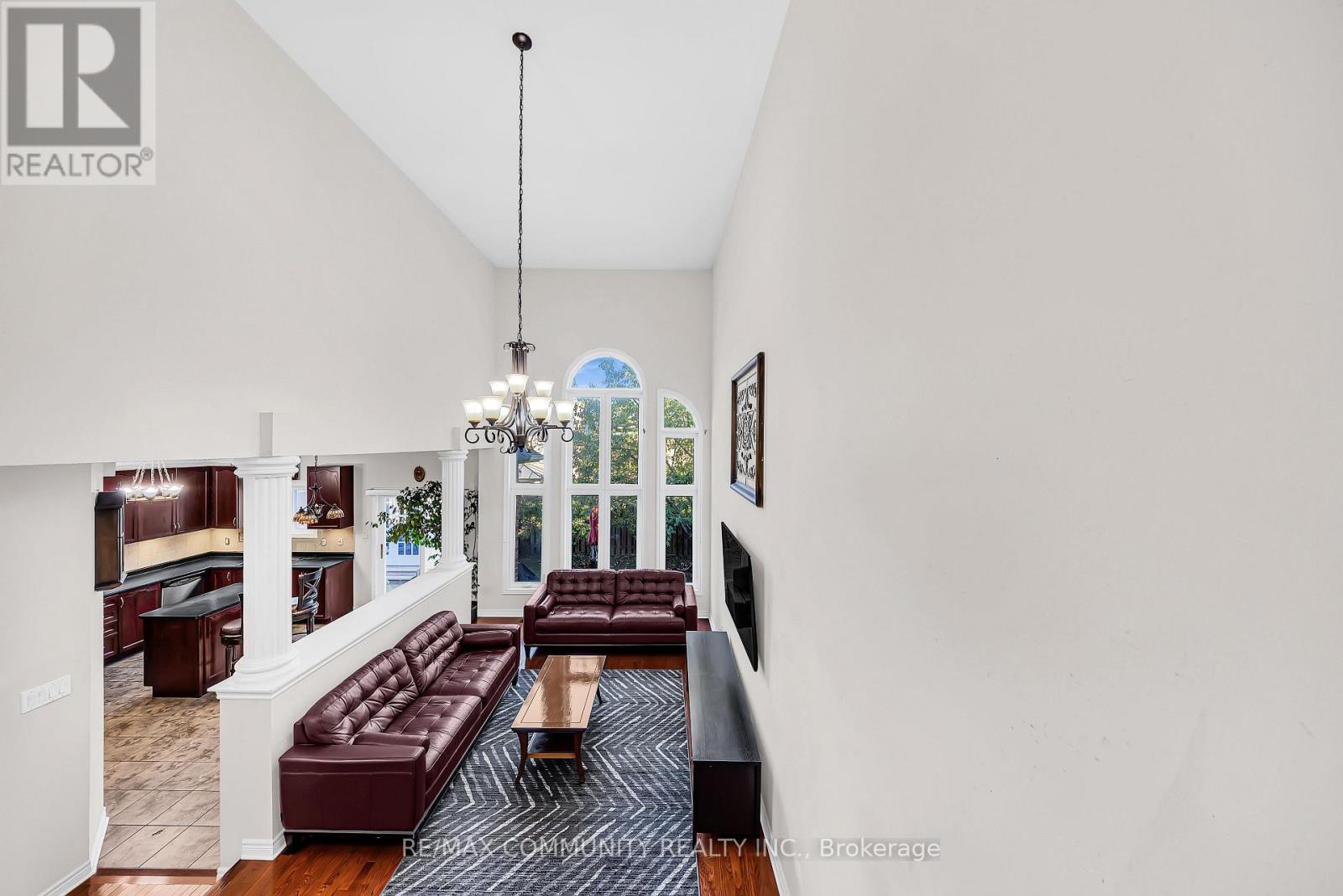 37 Denim Drive, Brampton, Ontario L6P 2R3 - Photo 15 - W12487780