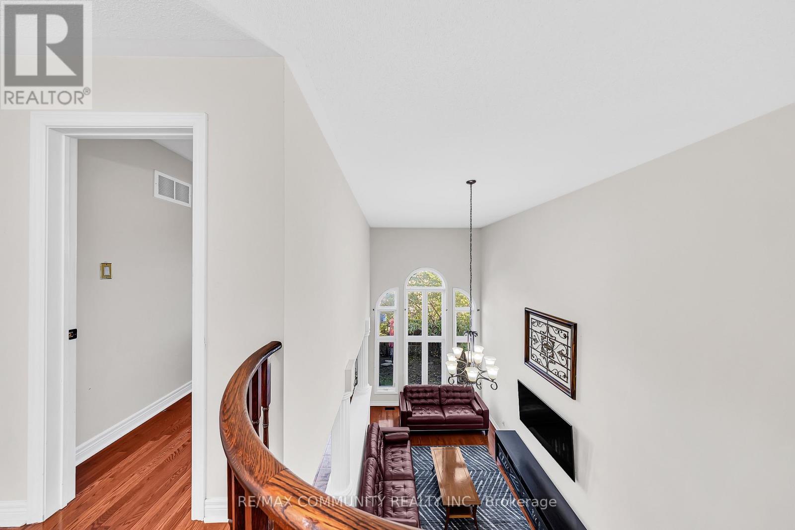 37 Denim Drive, Brampton, Ontario L6P 2R3 - Photo 24 - W12487780