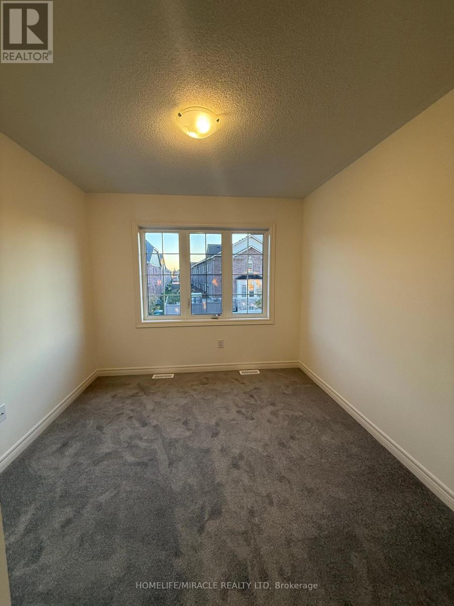 16 Bushwood Trail, Brampton, Ontario  L7A 5J7 - Photo 17 - W12487834