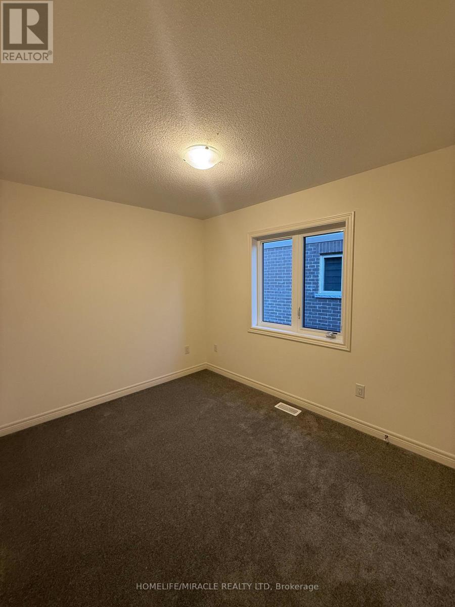 16 Bushwood Trail, Brampton, Ontario  L7A 5J7 - Photo 19 - W12487834