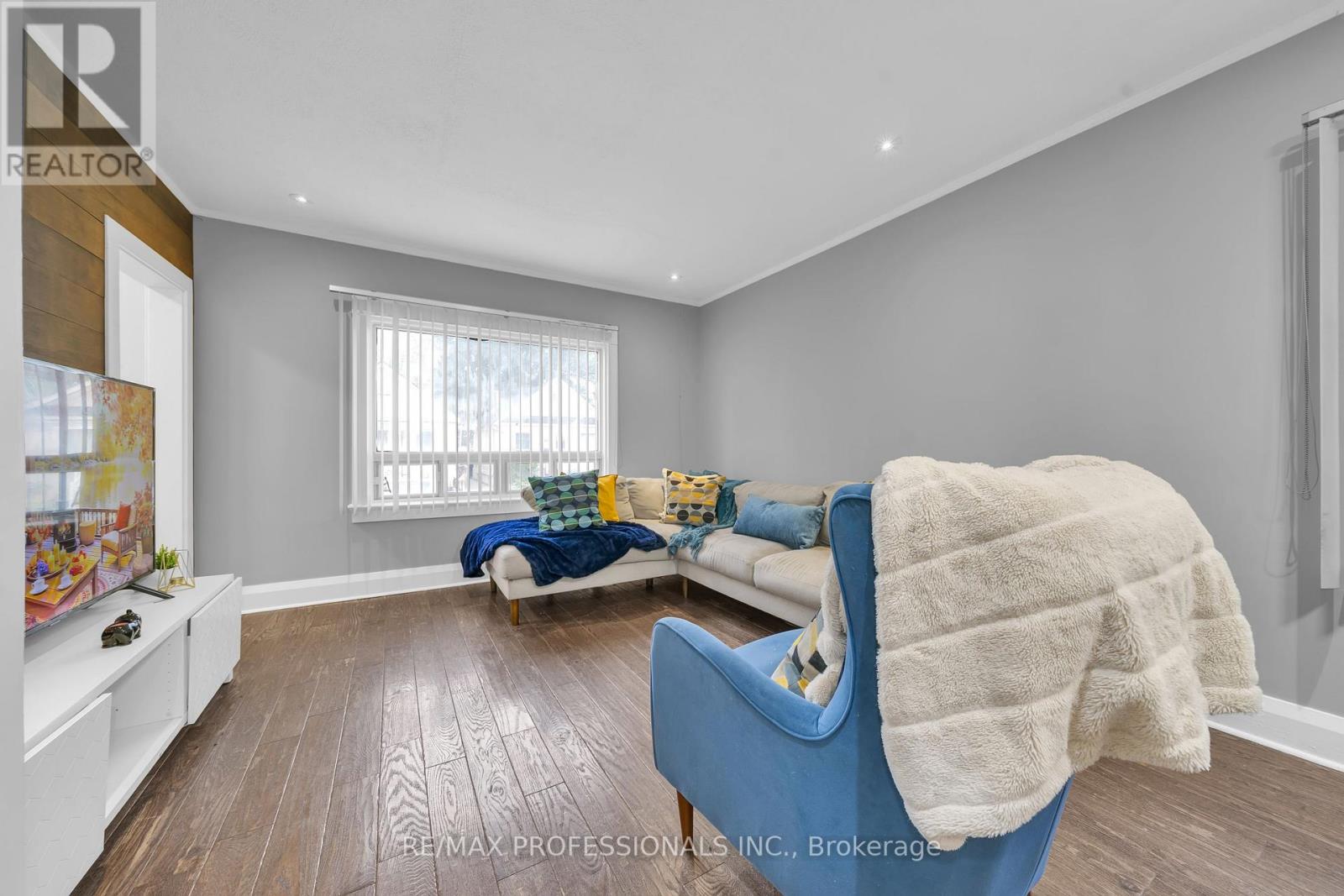 38 Nickle Street, Toronto, Ontario  M6M 2H6 - Photo 33 - W12487948