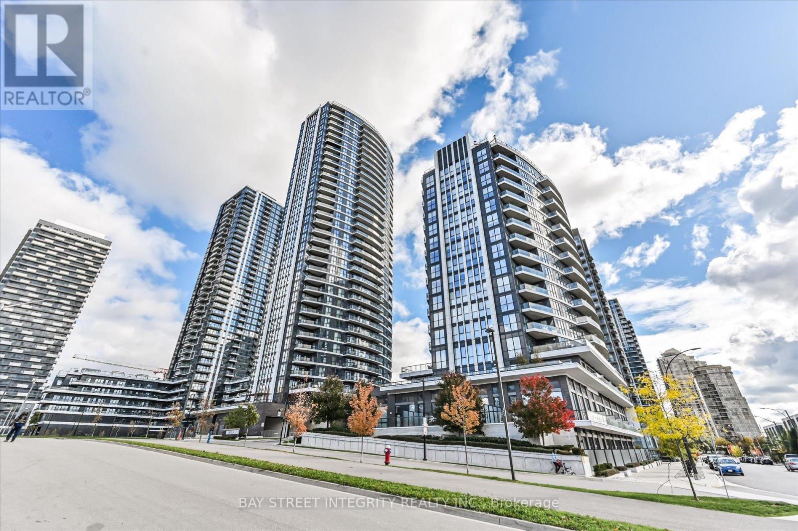 2719 - 35 WATERGARDEN DRIVE, Mississauga, Ontario