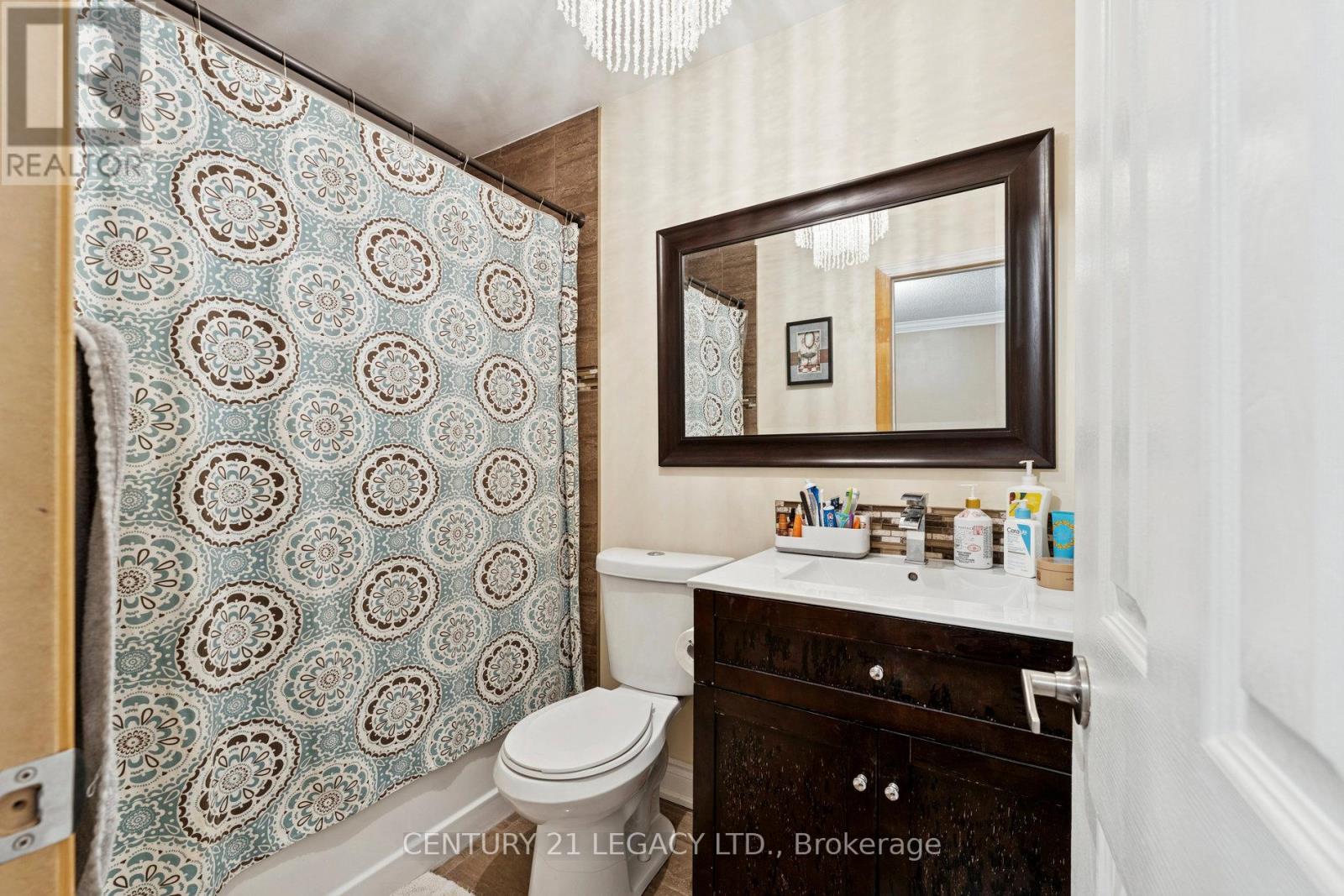 71 Townley Crescent, Brampton, Ontario  L6Z 4T1 - Photo 35 - W12487954