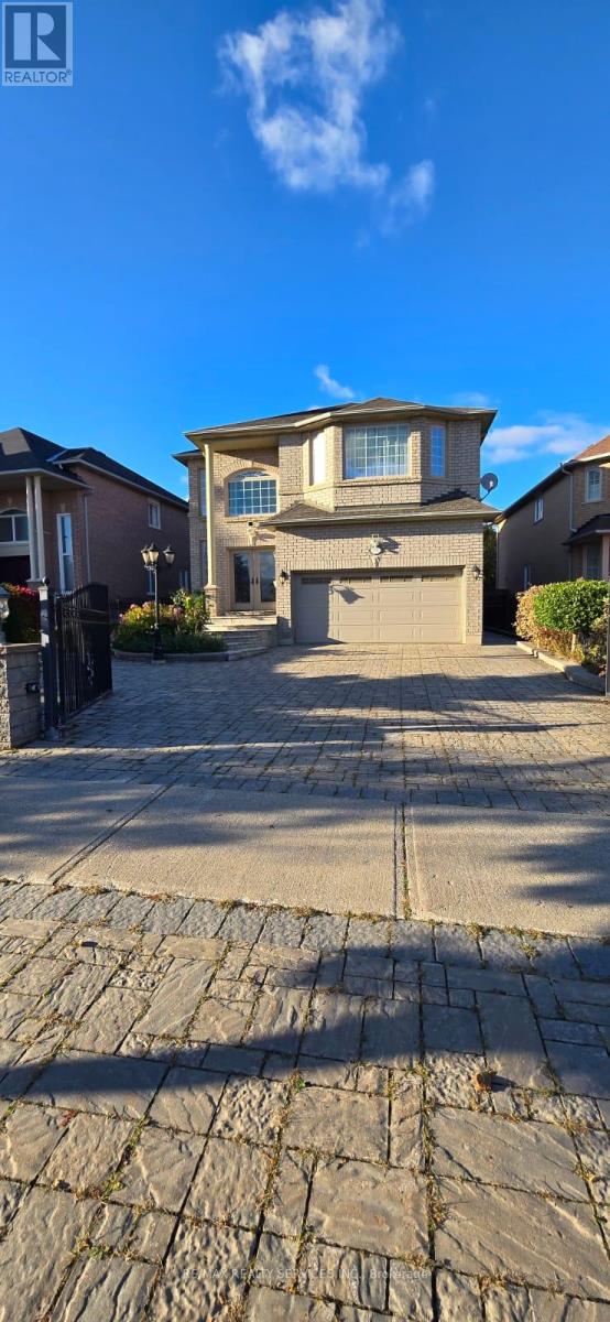 201 Bristol Road E, Mississauga, Ontario  L4Z 3V5 - Photo 2 - W12488024