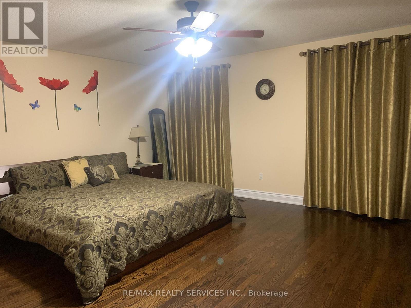 201 Bristol Road E, Mississauga, Ontario  L4Z 3V5 - Photo 3 - W12488024