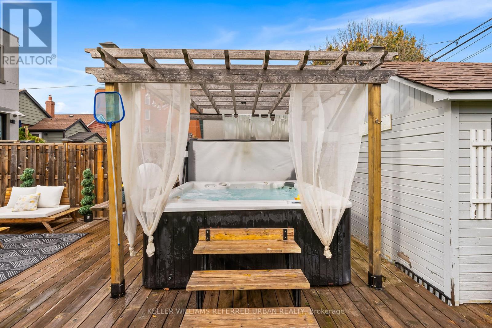 87 Fourth Street, Toronto, Ontario  M8V 2Y4 - Photo 29 - W12488026