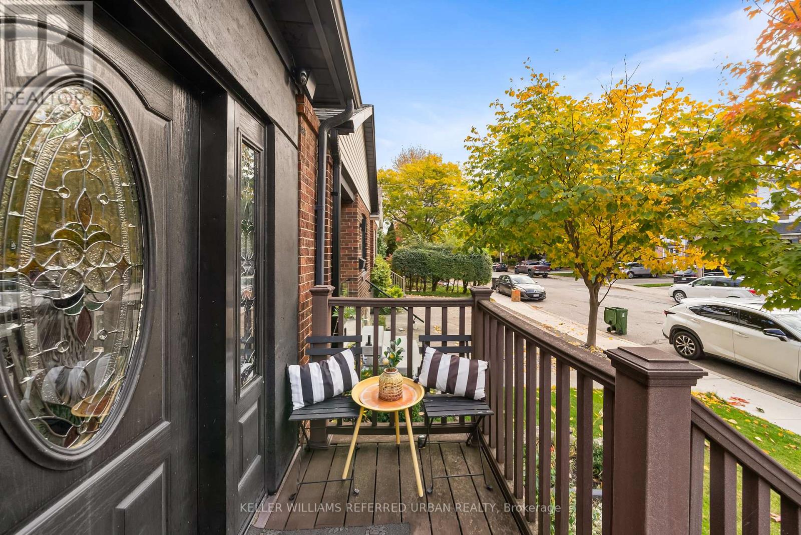 87 Fourth Street, Toronto, Ontario  M8V 2Y4 - Photo 3 - W12488026