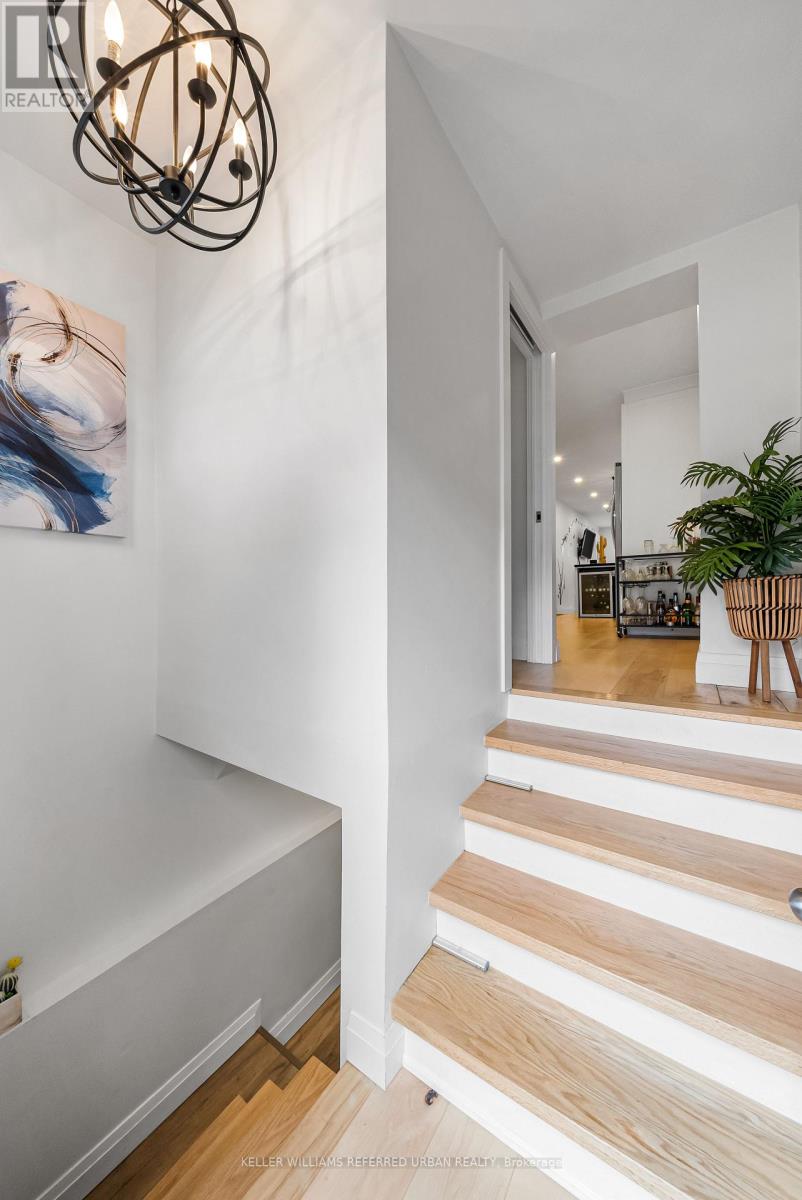 87 Fourth Street, Toronto, Ontario  M8V 2Y4 - Photo 37 - W12488026