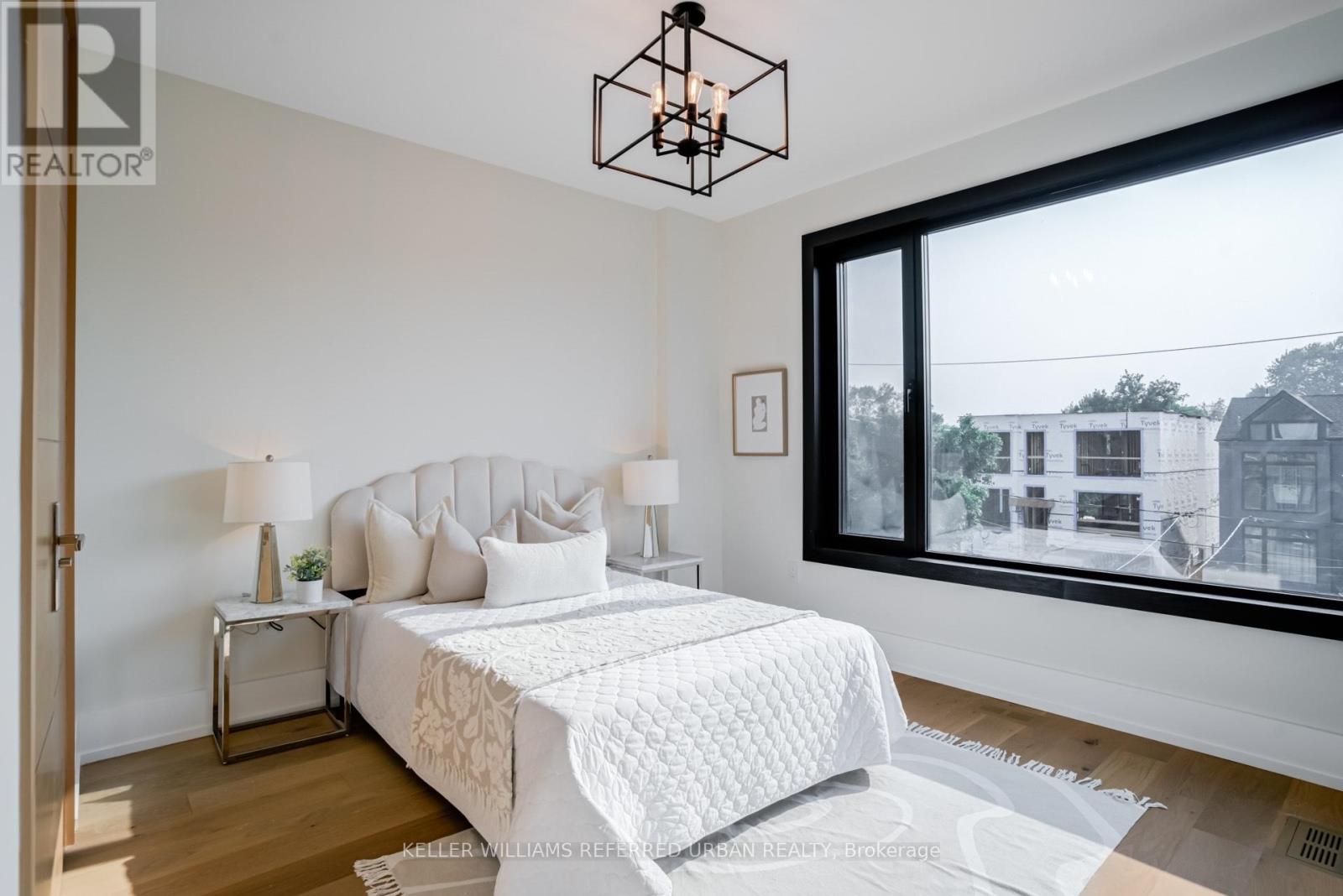 223a Beta Street, Toronto, Ontario  M8W 4H7 - Photo 31 - W12488028