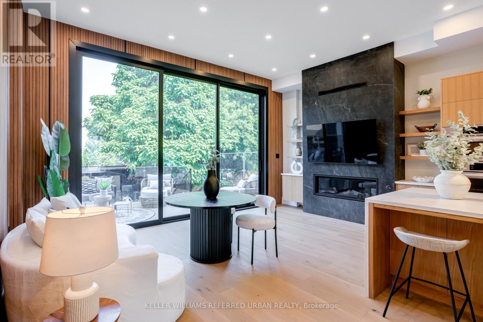 223a Beta Street, Toronto, Ontario  M8W 4H7 - Photo 5 - W12488028